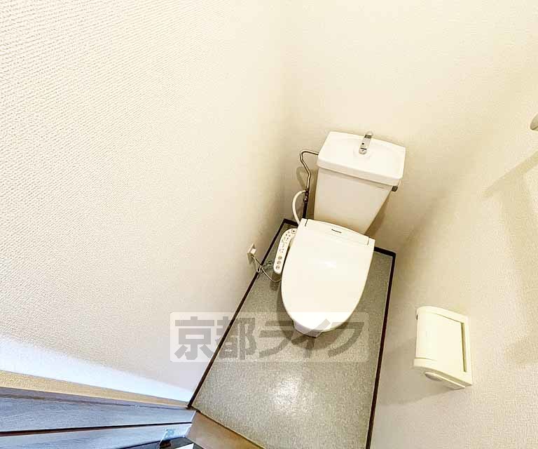 トイレ　ウォシュレット付きのトイレです