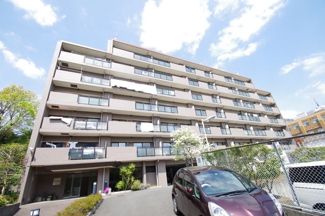 建物外観　★お部屋探しはタウンハウジング稲田堤店まで★