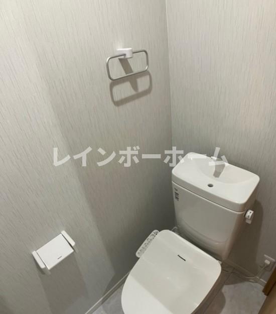 トイレ　落ち着いたトイレです