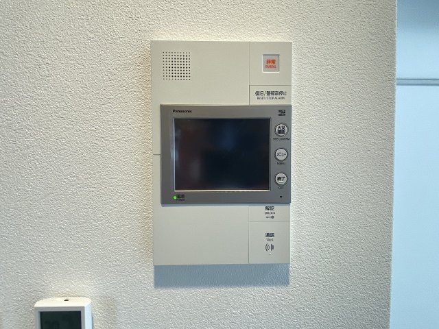 セキュリティ　モニターホンで安心ですね
