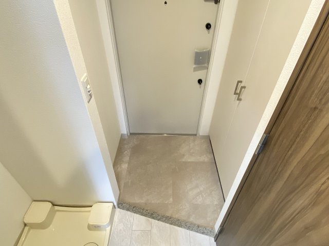 玄関　シンプルで使いやすい玄関です