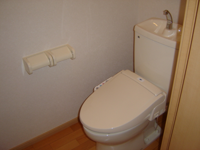 トイレ　シャワー付トイレ