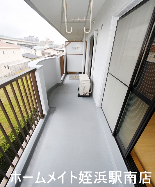 バルコニー　★南向きの明るい室内になっています♪★参考写真