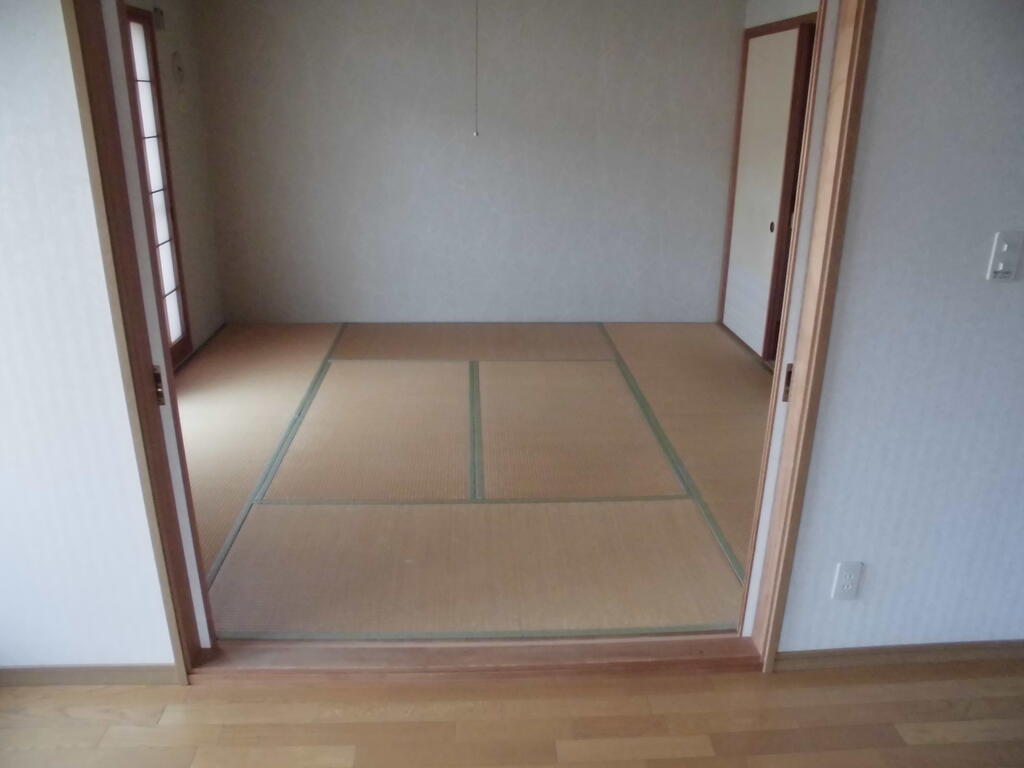 居室・リビング　和室8帖