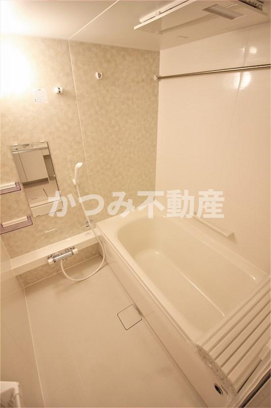 バス・シャワールーム　他号室参考写真