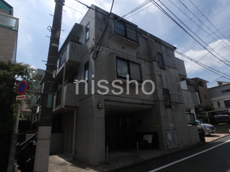 エントランス　オートロック付で安心です！