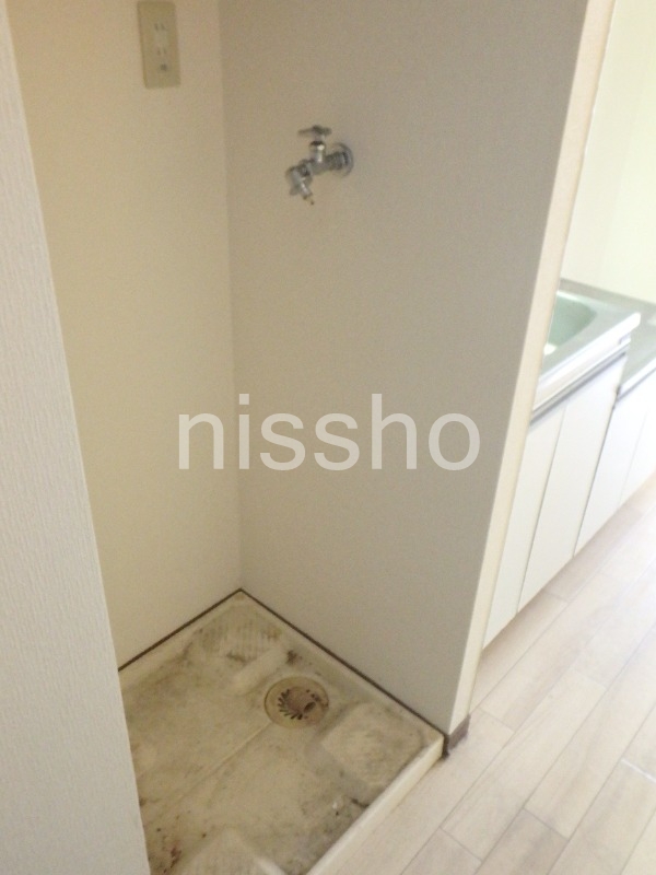 その他部屋・スペース　室内洗濯機置き場　※他号室の写真