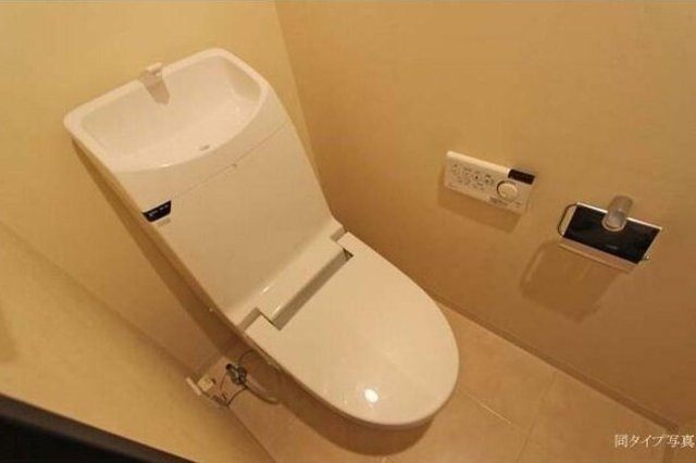 トイレ　※同タイプの画像です