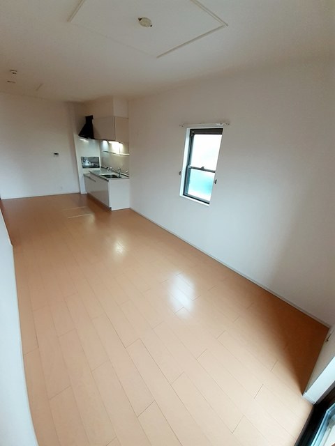 コスモグレイスCの居間写真
