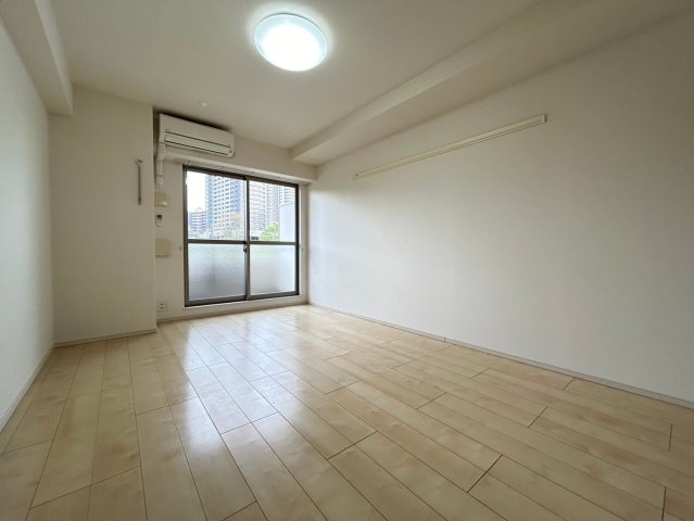 居室・リビング　※別部屋参考写真