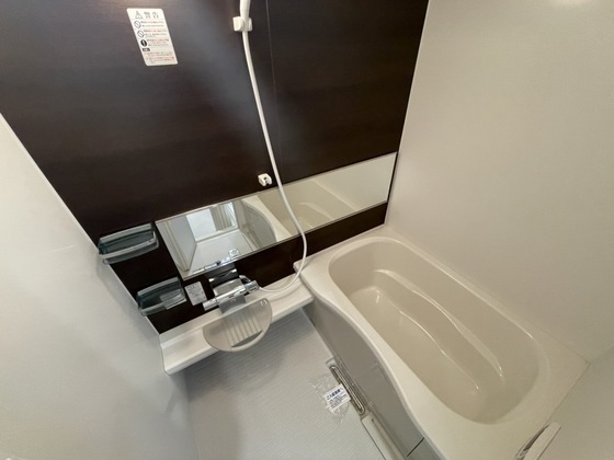 バス・シャワールーム　※別部屋の写真です