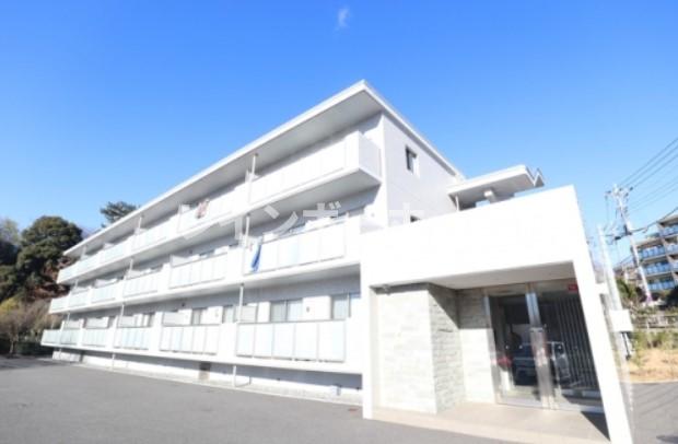 建物外観　落ち着いた雰囲気の外観です