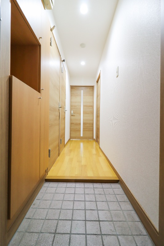 玄関　図面と現状に相違がある場合には現状を優先