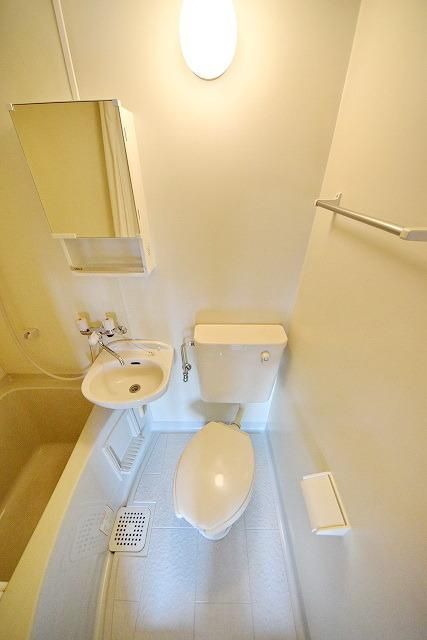 トイレ　★清潔感のあるトイレです★