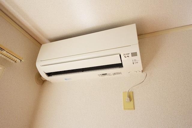 その他　★エアコンです★