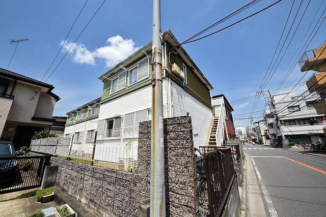 建物外観　★調布駅徒歩9分の便利な環境・南向きです★