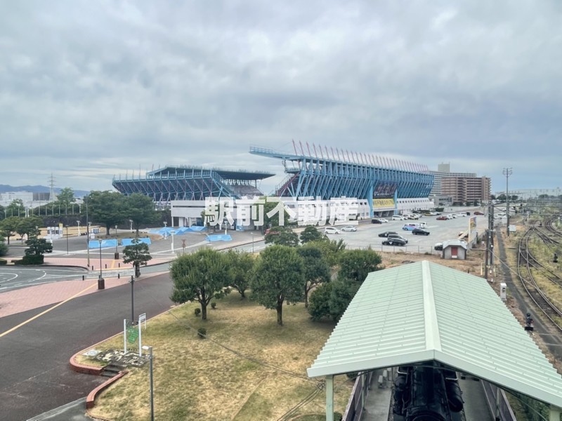 その他　駅前不動産スタジアム（その他）まで400m