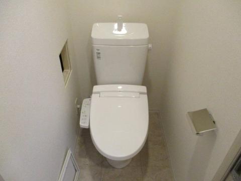 トイレ　シャワー付トイレ