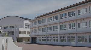 中学校　多度津中学校（中学校）まで125m