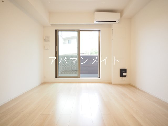 その他部屋・スペース　落ち着いて過ごせるお部屋なので、寝室にいかがでしょうか