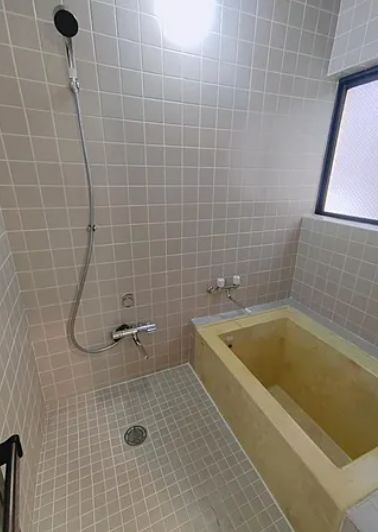 バス・シャワールーム　お風呂です