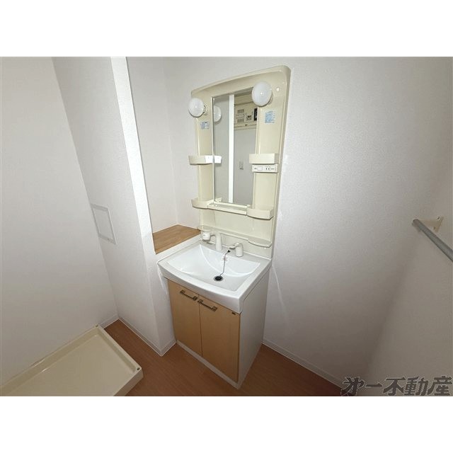 洗面設備　洗髪洗面化粧台