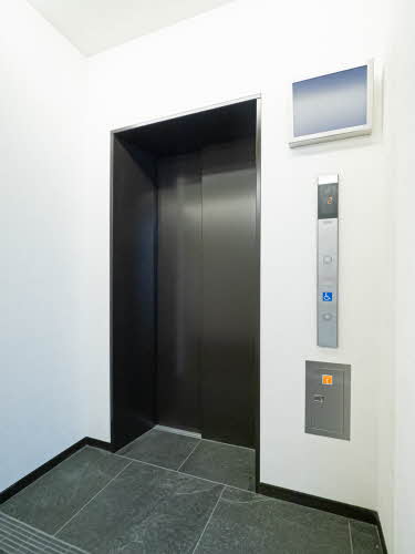 その他共有部分　グランプレミアプラス　エレベーター