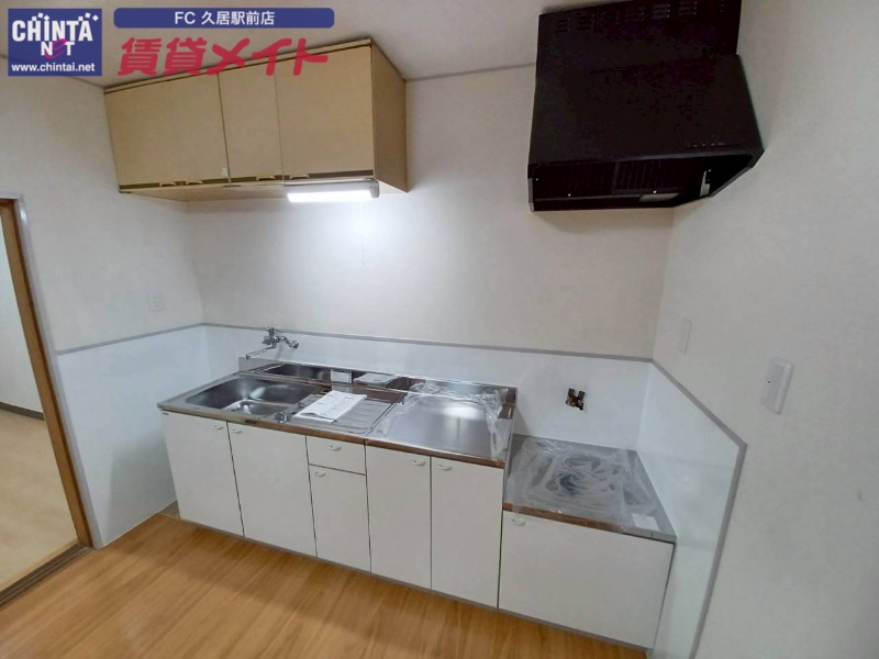 キッチン　同型タイプの写真です