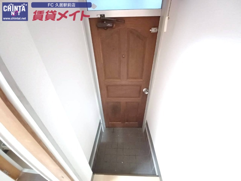 玄関　同型タイプの写真です