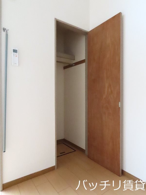 収納　同型タイプの為、現状を優先致します。