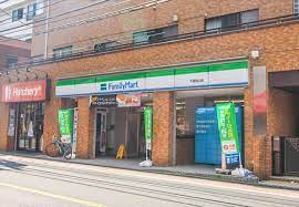 コンビニ　ファミリーマート千歳烏山店（コンビニ）まで253m