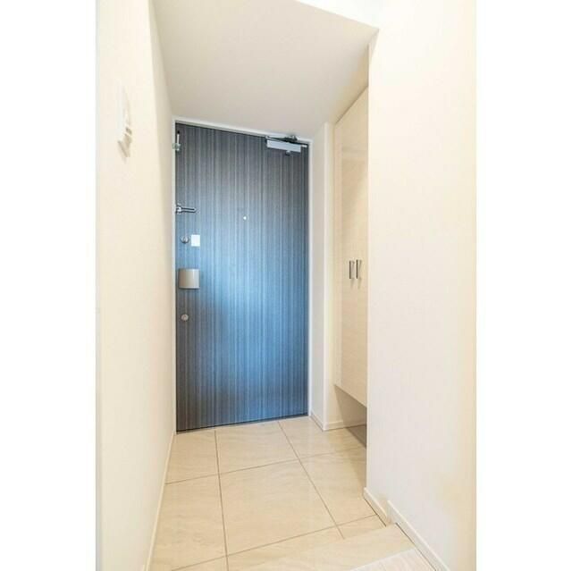 玄関　同タイプ部屋　参考写真です