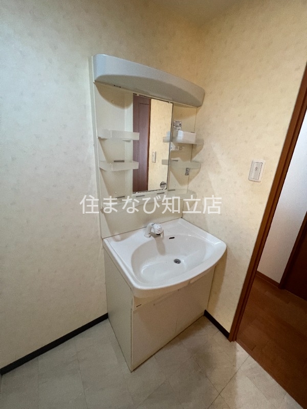 洗面設備　同型別部屋写真