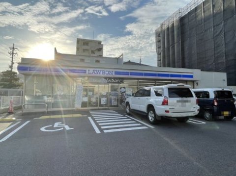 その他　ローソン中川玉船町店（その他）まで696m