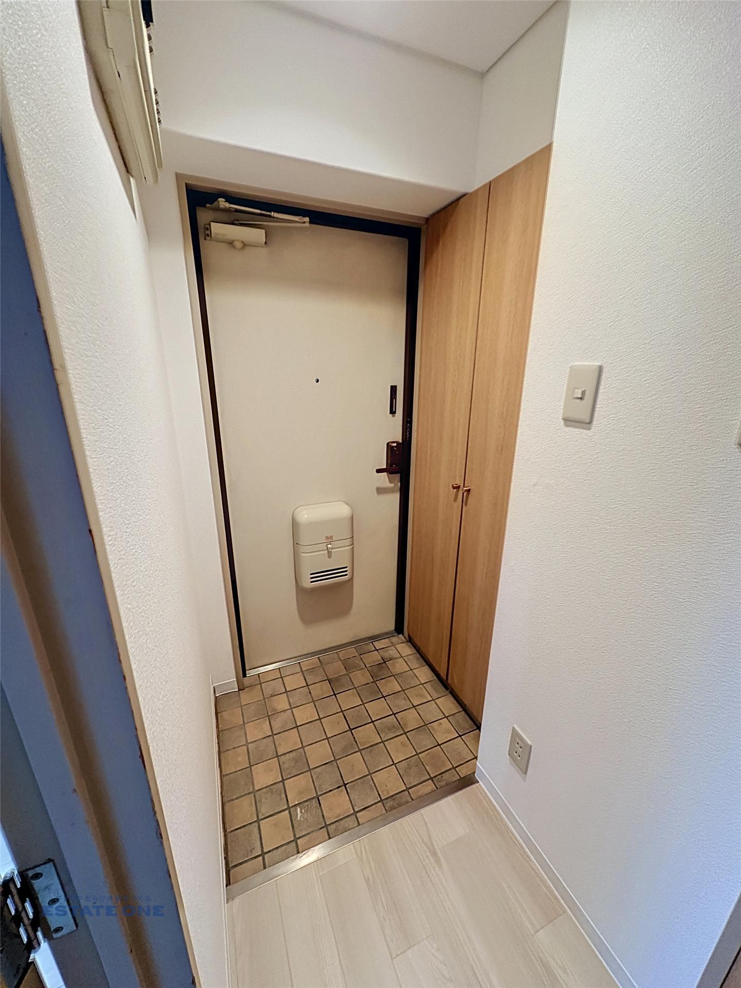 モンシャトー足利成和の玄関写真