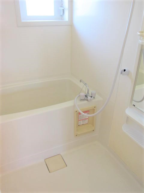 バス・シャワールーム　追焚給湯付きバス