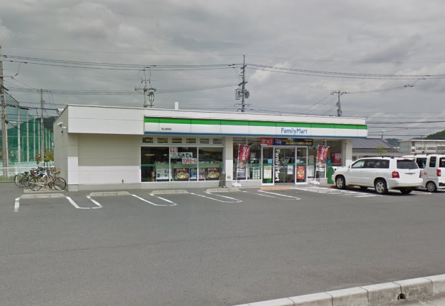 コンビニ　ファミリーマート（コンビニ）まで5111m