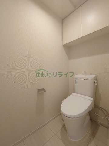 トイレ　別部屋参考写真となります
