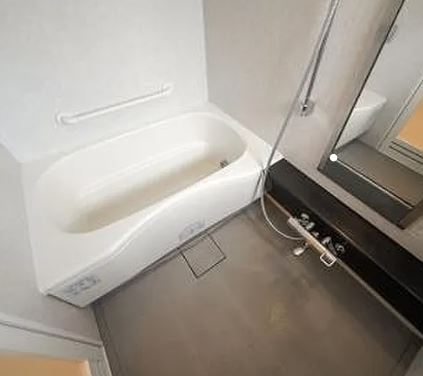 バス・シャワールーム　写真は同タイプ住居です。