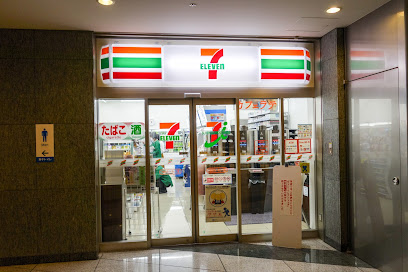 コンビニ　セブンイレブン 六本木ティーキューブ店（コンビニ）まで243m