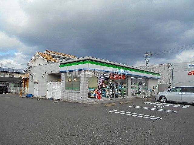 コンビニ　ファミリーマート 北方加茂店（コンビニ）まで595m