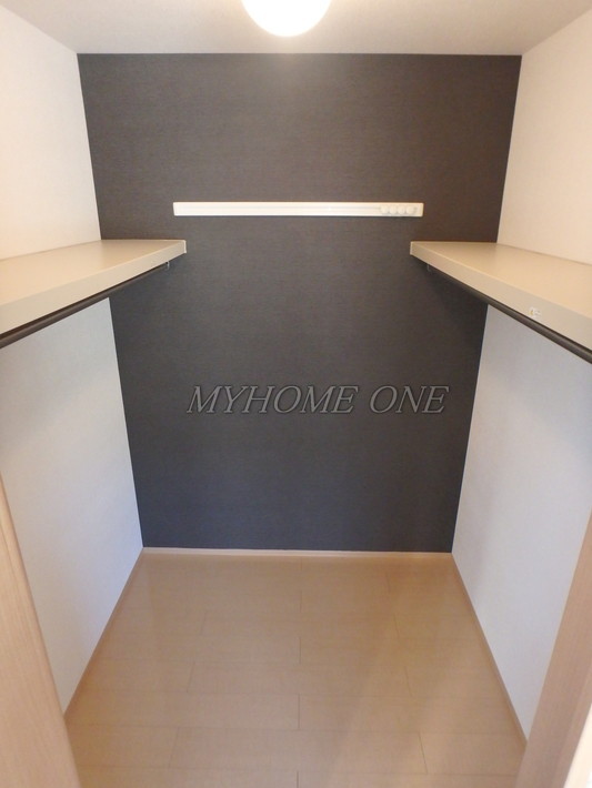 収納　ウォークインクローゼット