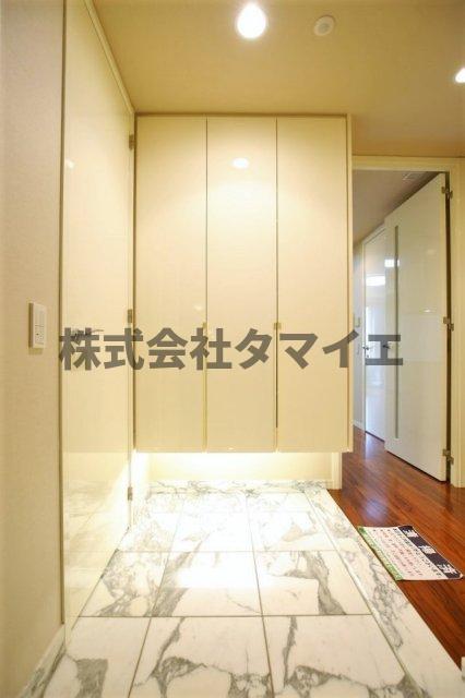 玄関　明るい玄関です