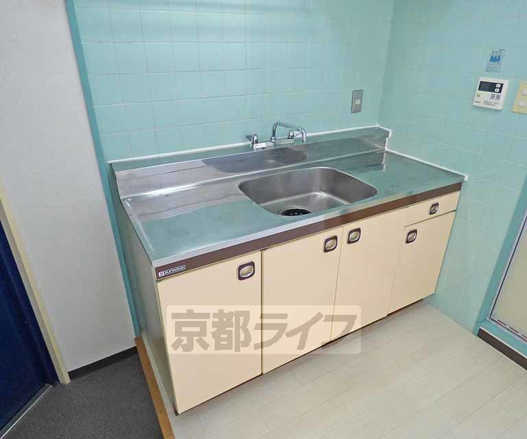 キッチン　キッチンです。