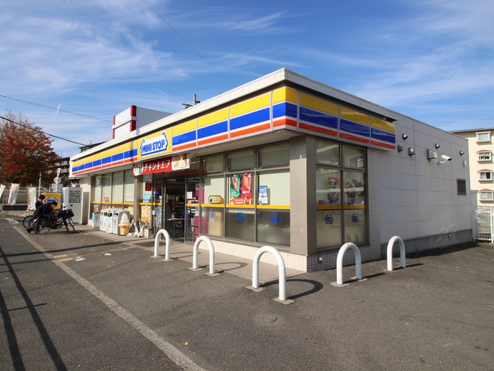 コンビニ　ミニストップ（コンビニ）まで366m