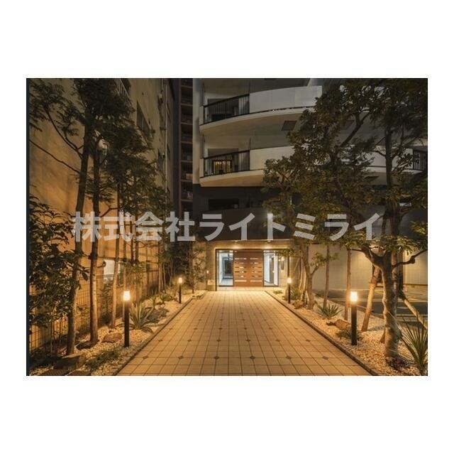 庭　?