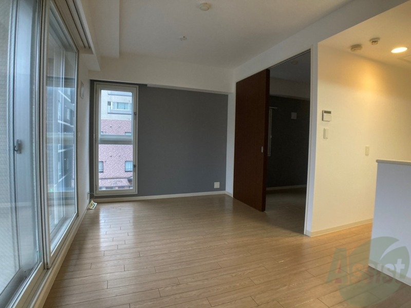 居室・リビング　広くてキレイなお部屋が広がっていて、充実した生活が送れそう。