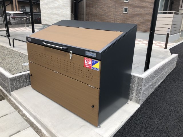 その他設備　敷地内ゴミ庫