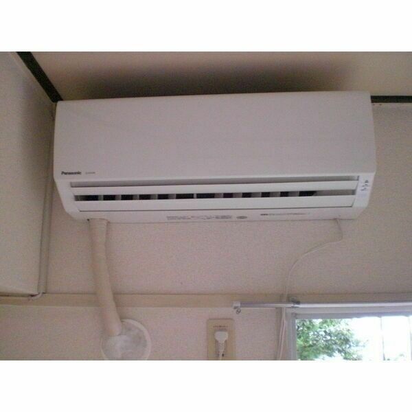 その他設備　エアコン(和室6帖)