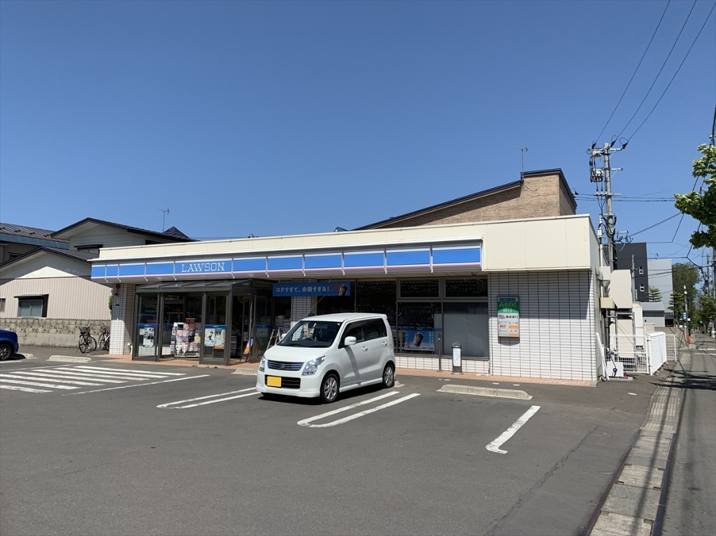 コンビニ　ローソン 青森勝田店（コンビニ）まで498m